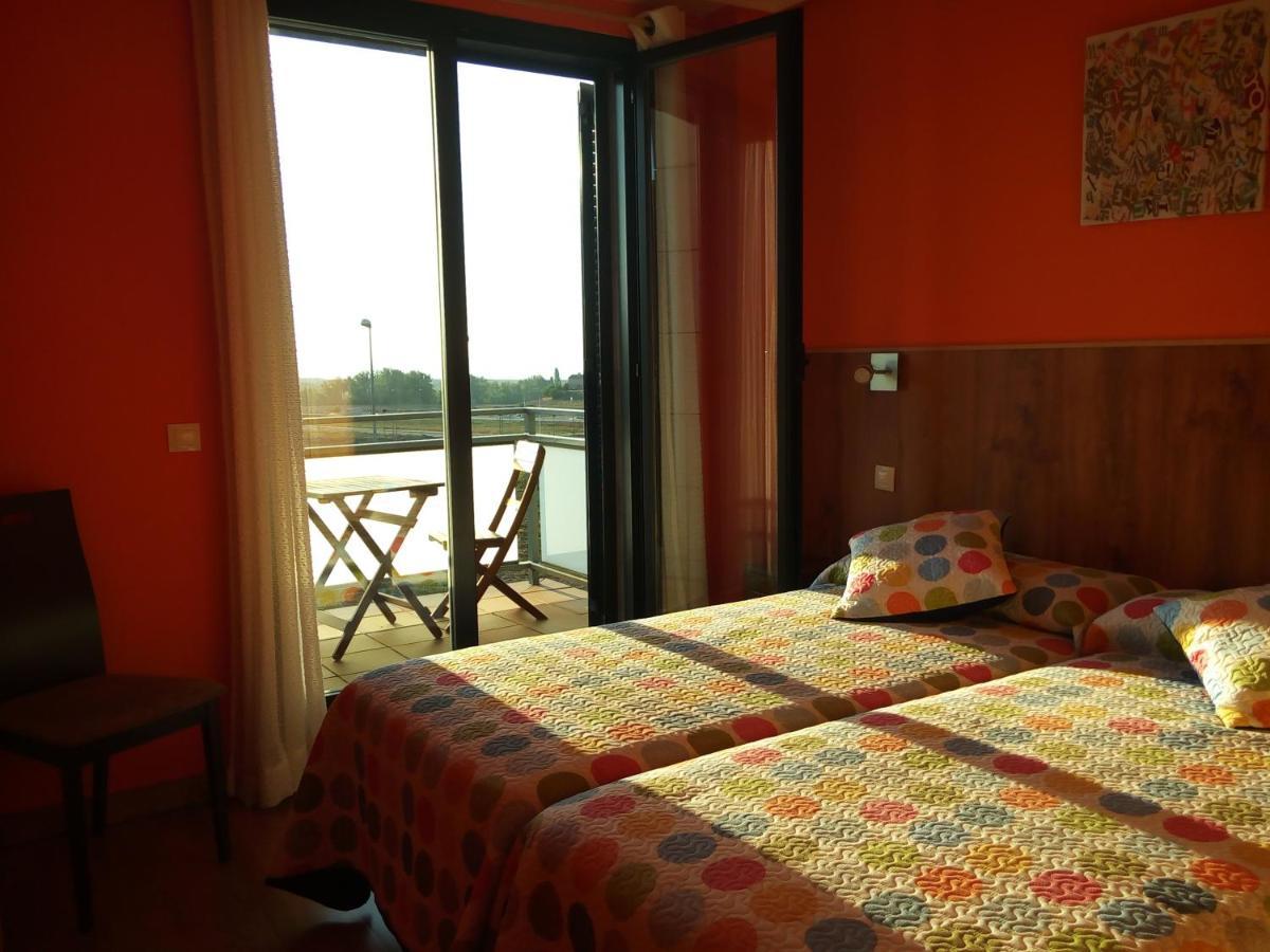 Apartamento Golf Buenas Vistas Cirueña Exterior foto