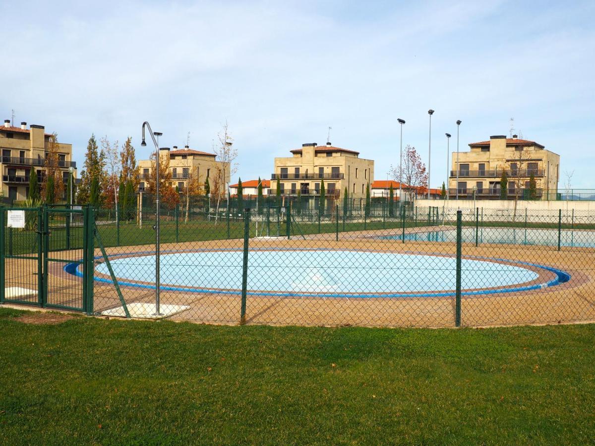 Apartamento Golf Buenas Vistas Cirueña Exterior foto